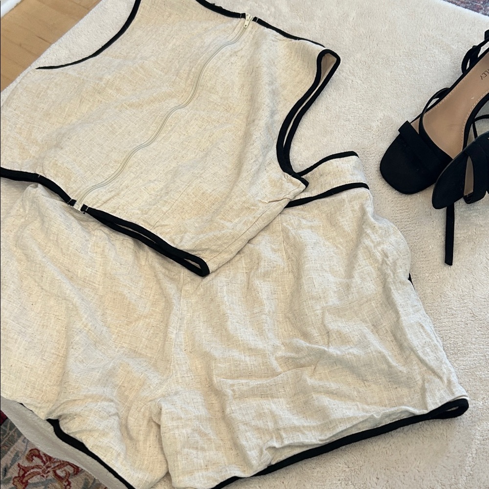 Women's Cream Tank Top with Black Trim - Picture 5 of 5